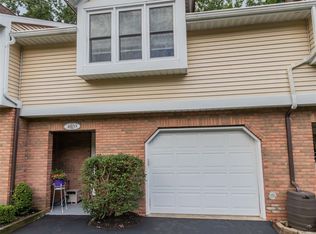 4035 Chaucer Pl, Slingerlands, NY 12159