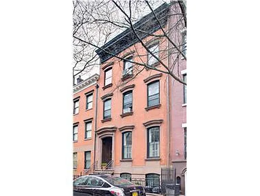 Rented by Douglas Elliman | media 16