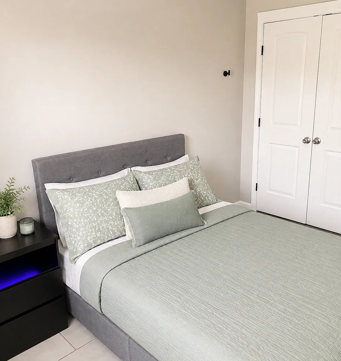 3 bed, 2.5 bath, 1500 sqft, $700 — Photo 1