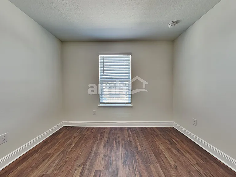 27334 Saint Andrews Ave — Photo 25