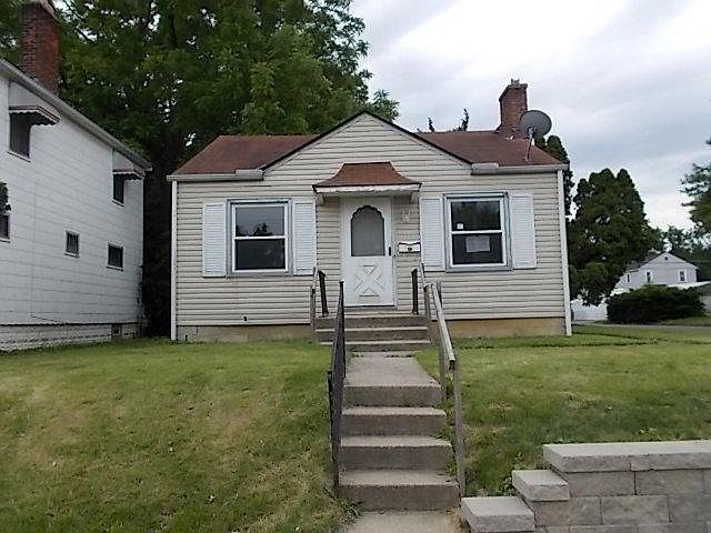 1st image of 1445 23rd Ave