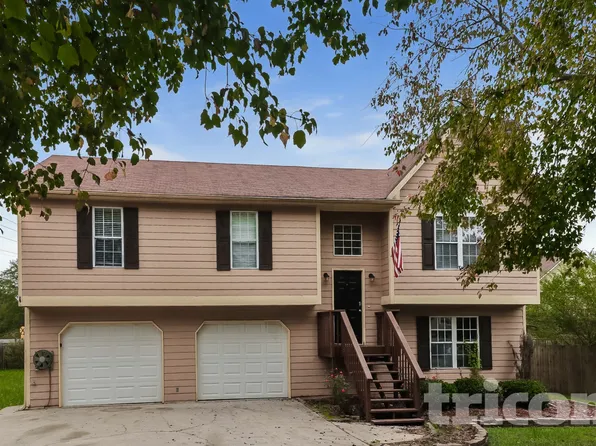 4074 Five Oaks Ct, Powder Springs, GA 30127