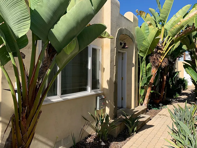 Perfect 1BD/1BA North Park Apartment w/ Private Patio & Garage! Only $1,995/month! — Photo 12
