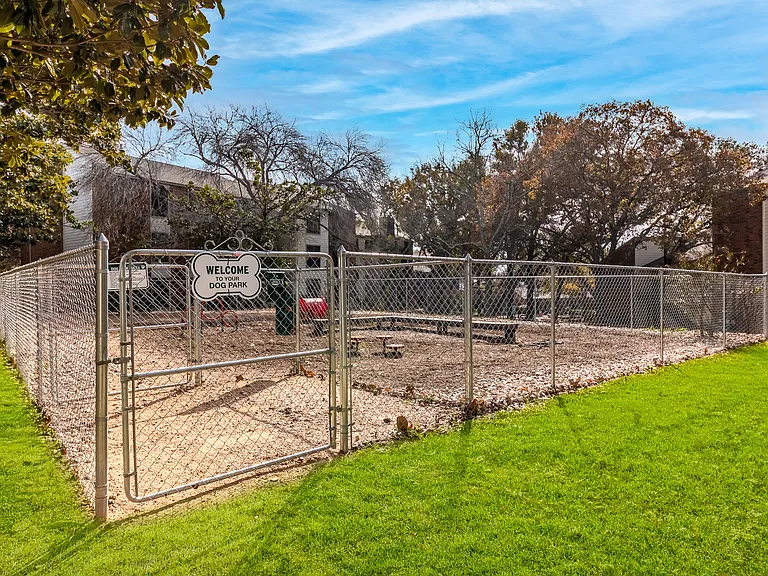 Walnut Creek Crossing — Photo 17