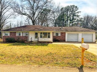 1603 W 2nd St, Russellville, AR 72801