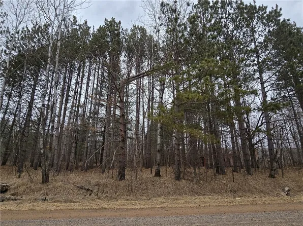 1684 Hilltop Road, Shell Lake, WI 54871