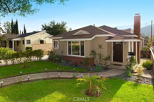 3238 Montrose Ave Photo 1