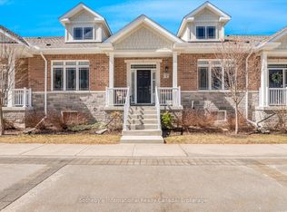 4 Emerson Mews, Collingwood, ON L9Y2X4