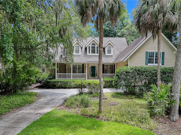 14 Queens Way, Hilton Head Island, SC 29928