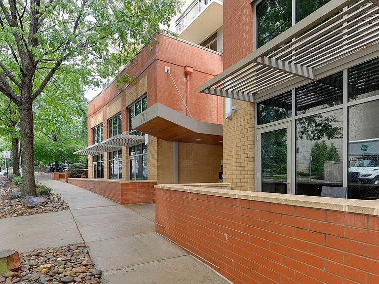 701 Royal Ct #306 — Photo 49