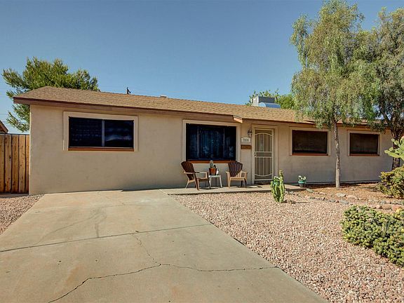 4th image of 7836 E Belleview St