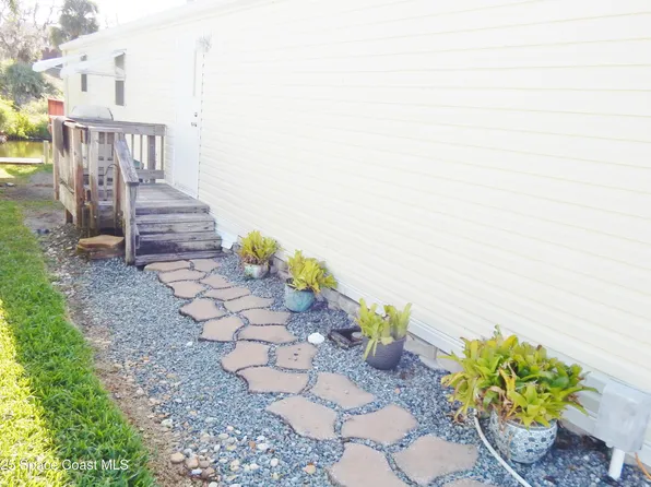 3016 Indian River Dr NE, Palm Bay, FL 32905