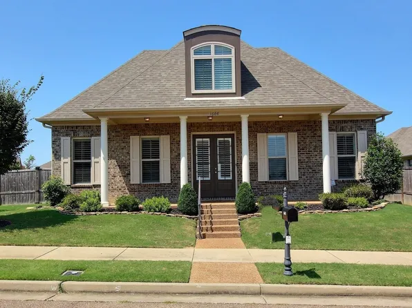 1608 Prairie Dunes Dr, Collierville, TN 38017