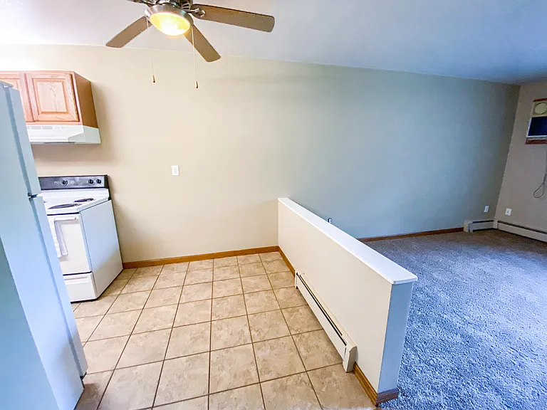 1035 Fiedler Ln #5 — Photo 5