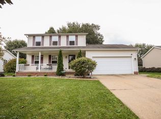 865 Yorkshire Dr, Ravenna, OH 44266