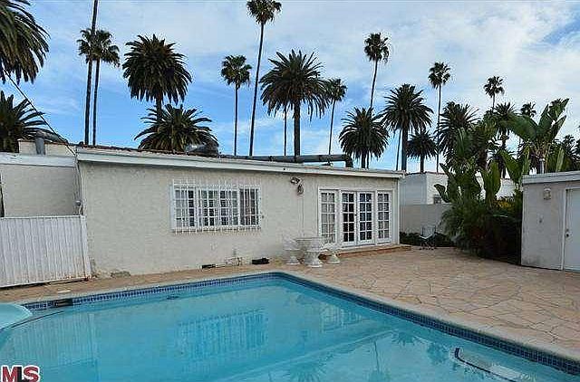 1st image of 205 S Palm Dr