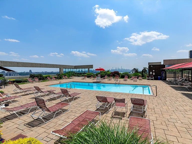 200 Old Palisade Rd #Penthouse 4/5 — Photo 44