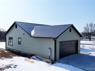 510 E 15th St, Eldon, MO 65026