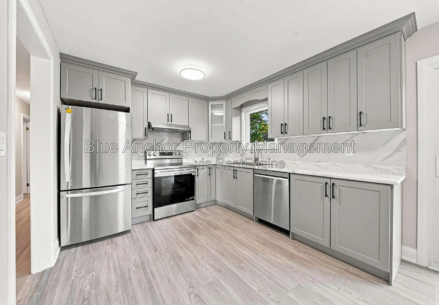 15 Elgin St W — Photo 1