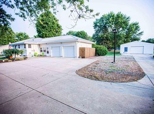 24392 Edison Rd, South Bend, IN 46628