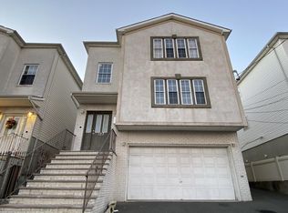 123 Mount Pleasant Ave APT 2, Newark, NJ 07104