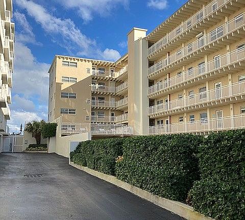 3rd image of 4500 S Ocean Blvd APT 504