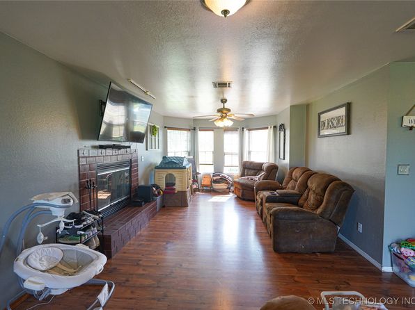 1314 Ford Circle Dr, Wagoner, OK 74467