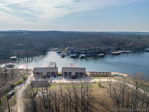 3rd image of 195 Sunrise Bay Dr #3B