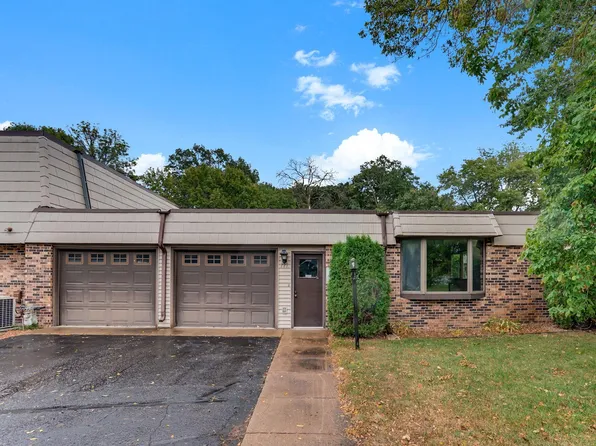 444 Kirkwall Ct, Waite Park, MN 56387