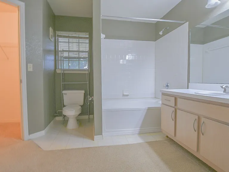 7270 Westpointe Blvd #920 — Photo 33