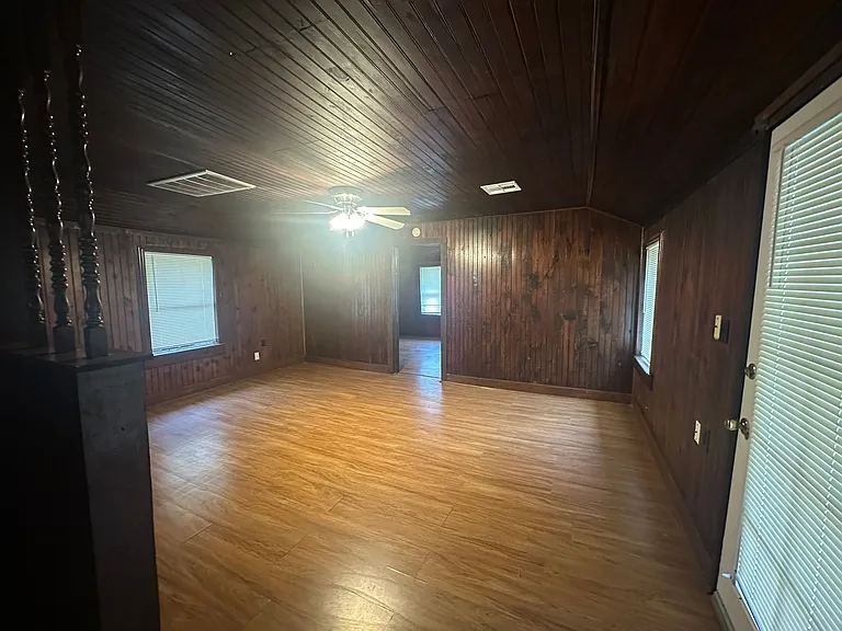 3300 S Post Rd — Photo 21