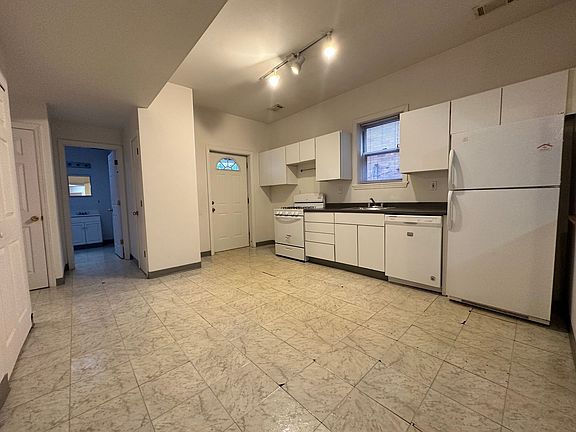 3rd image of 248 S Atlantic Ave #2
