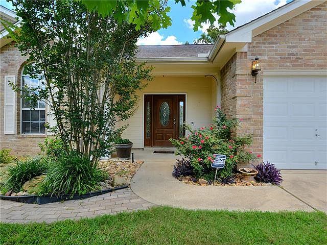 1st image of 118 Kani Ln