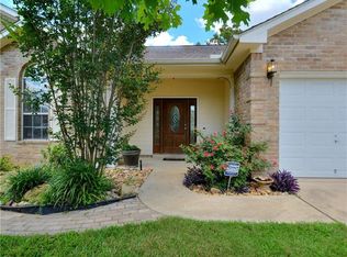 118 Kani Ln, Bastrop, TX 78602