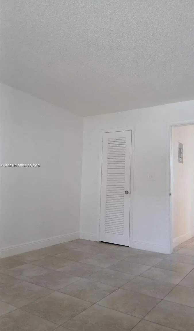 1 bed, 1.0 bath, $1,575 — Photo 2
