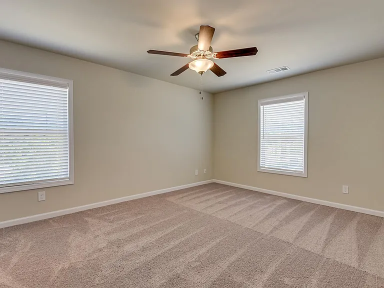Woodberry Apartments — Photo 31