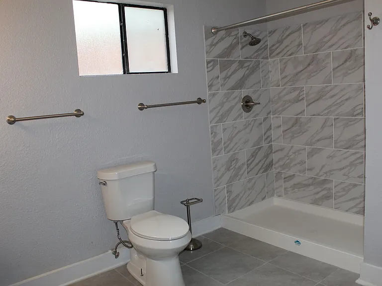1107 N Wall St — Photo 10