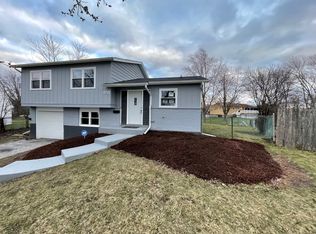 17671 Country Club Ln, Country Club Hills, IL