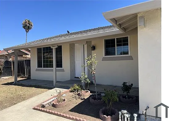 2868 Longacre Ct — Photo 1