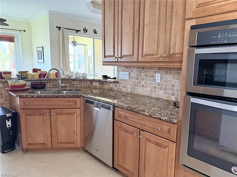 3515 Grand Cypress Ct — Photo 5