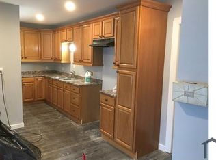 110 Middlesex St, Springfield, MA 01109