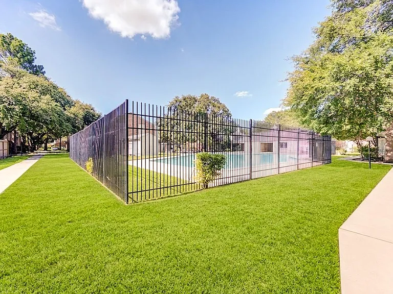 7965 Kendalia Dr — Photo 38