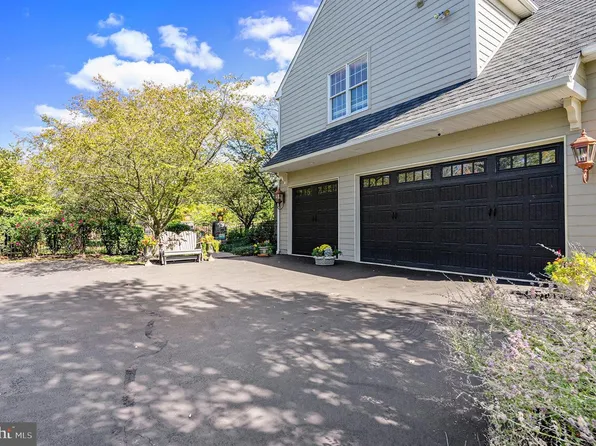 876 Ashbourne Way, Schwenksville, PA 19473