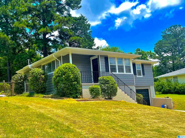 1009 Hillandale Dr, Fairfield, AL 35064