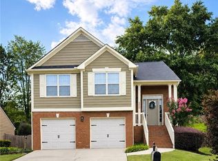 2835 Dominion Walk Ln, Snellville, GA 30078