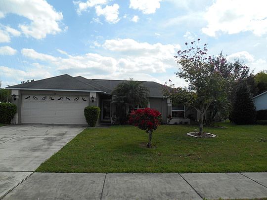 2nd image of 725 Stevelynn Cir