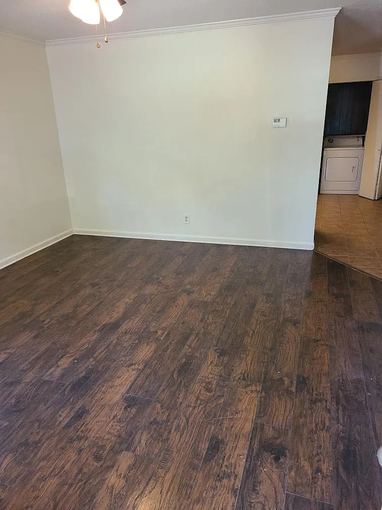2 bed, 850 sqft, $950 — Photo 4