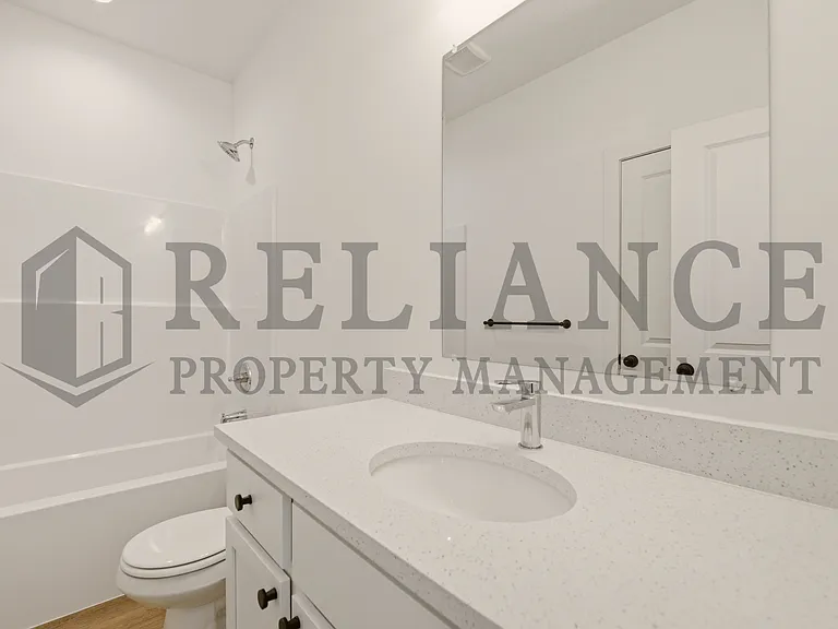 5259 N Pinecrest St — Photo 32
