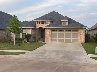 5040 Pont Neuf Rd, Edmond, OK 73034