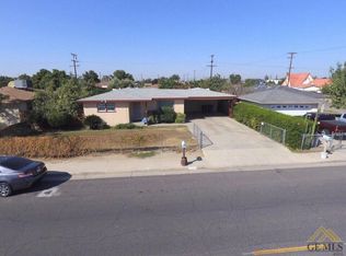 1737 Clinton St, Delano, CA 93215